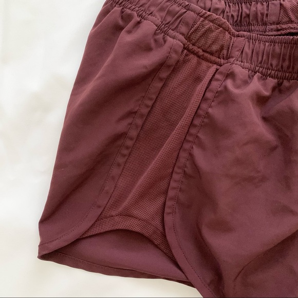 Nike Running Shorts - Picture 4 of 4